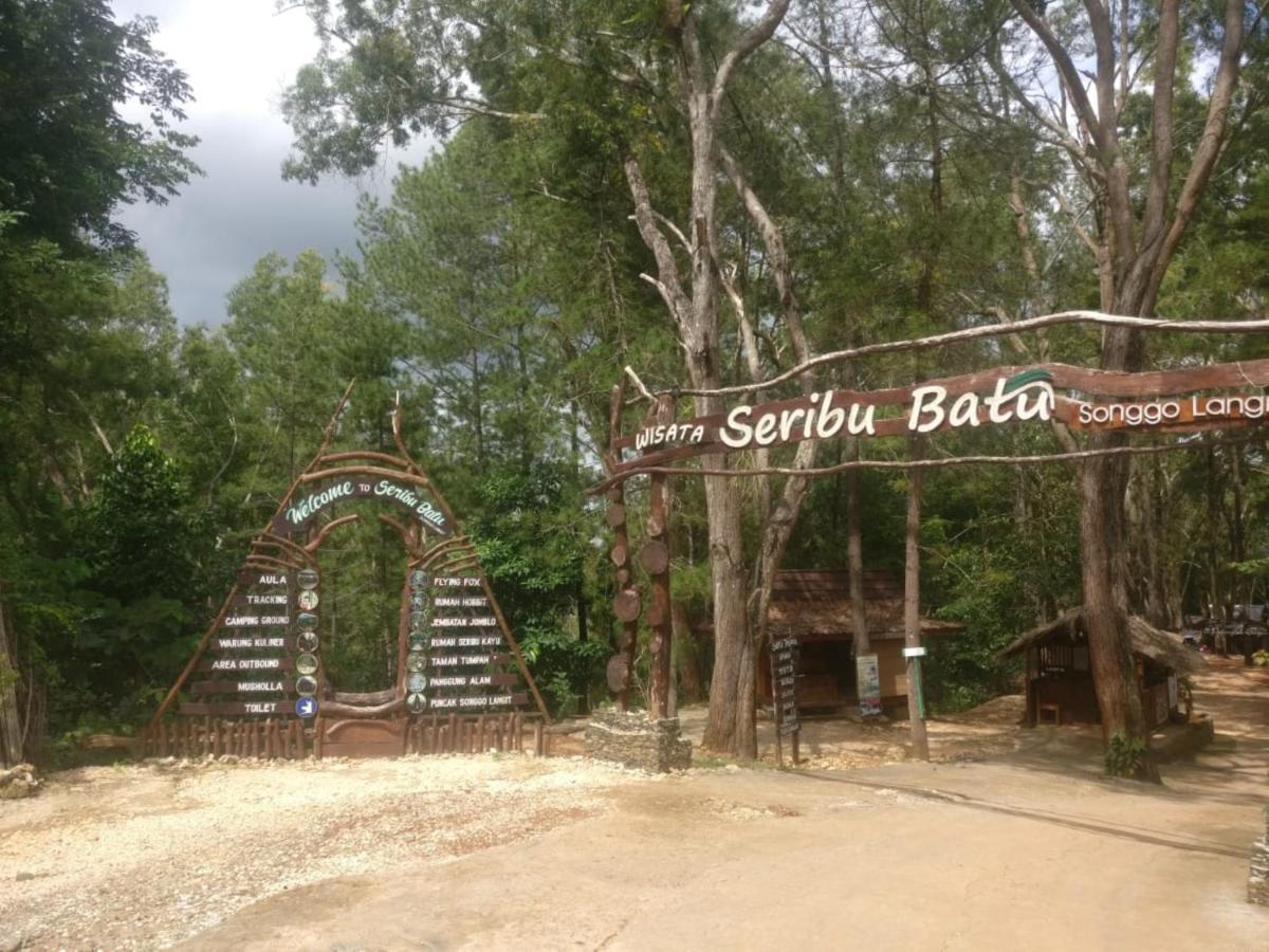 Seribu Batu Songgo Langit Resort & Camp Bantul Exteriör bild